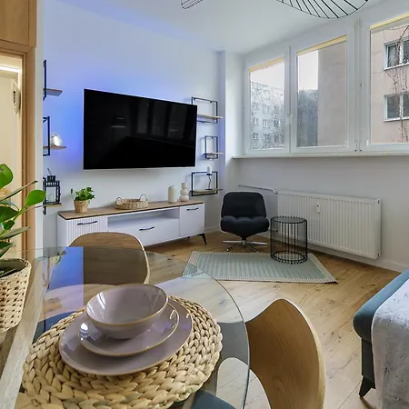 Modern On Zlota Street Next To Station By P&m Διαμέρισμα *